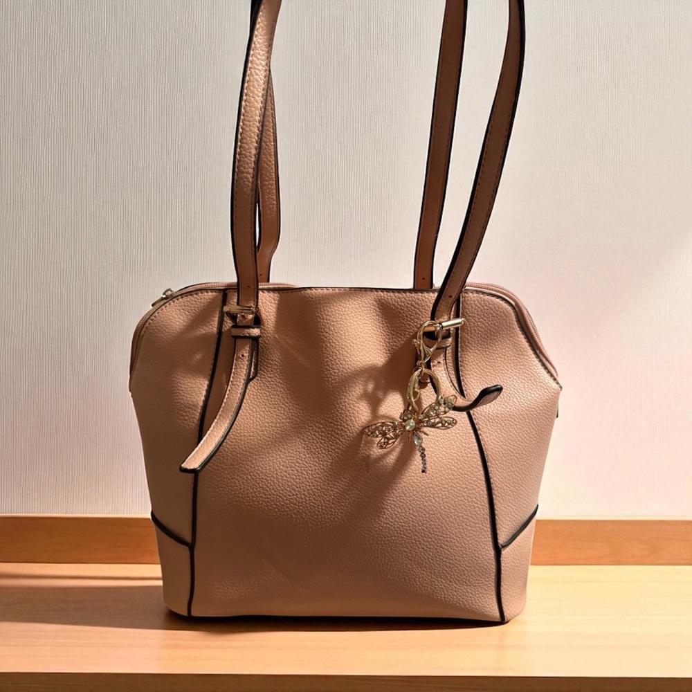 Elegant Pink Handbag with Dragonfly Charm